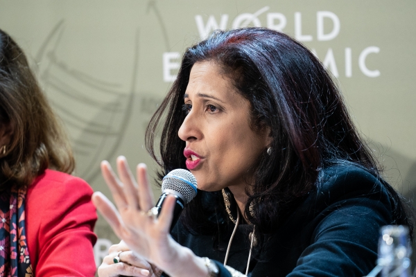 CEO 선임 이후 리나 나이르는 “상징적이고 존경받는 기업의 글로벌 CEO로 임명된 것을 영광으로 생각한다”고 소감을 밝혔다 ⓒWorld Economic Forum/Flickr
